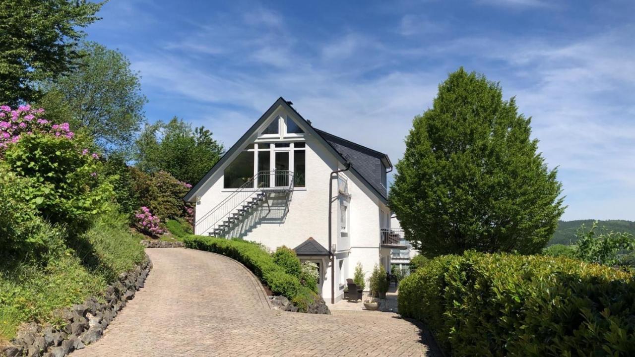 Auwers Haus Komplett - 3 Wohneinheiten Schmallenberg Exterior foto